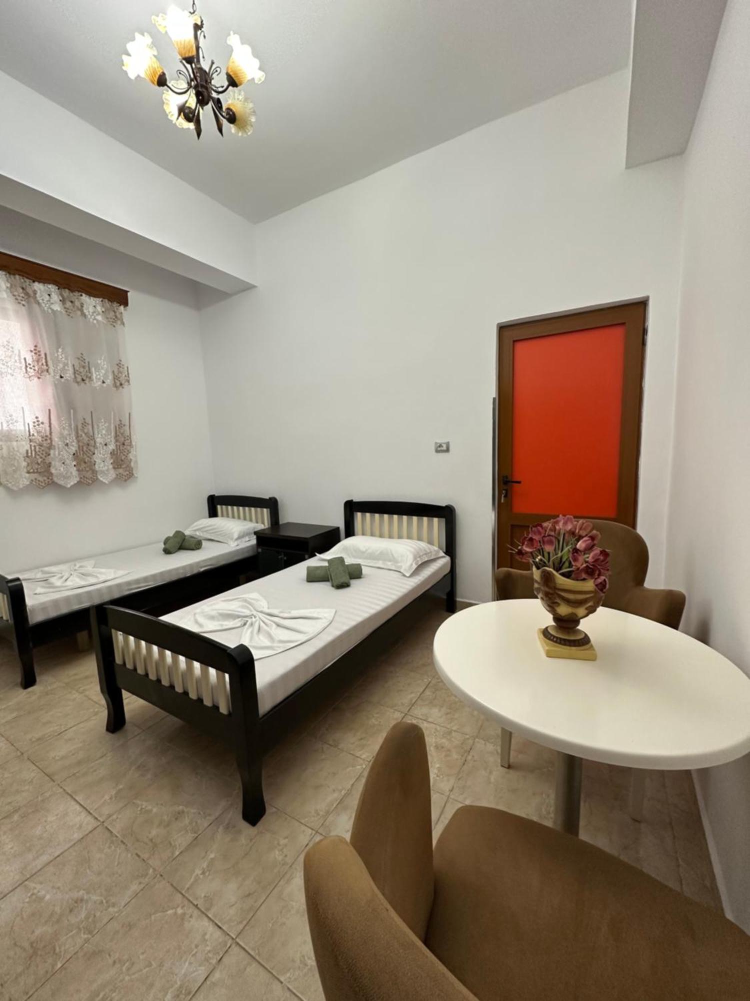 Hanna'S Hostel Berat Kültér fotó