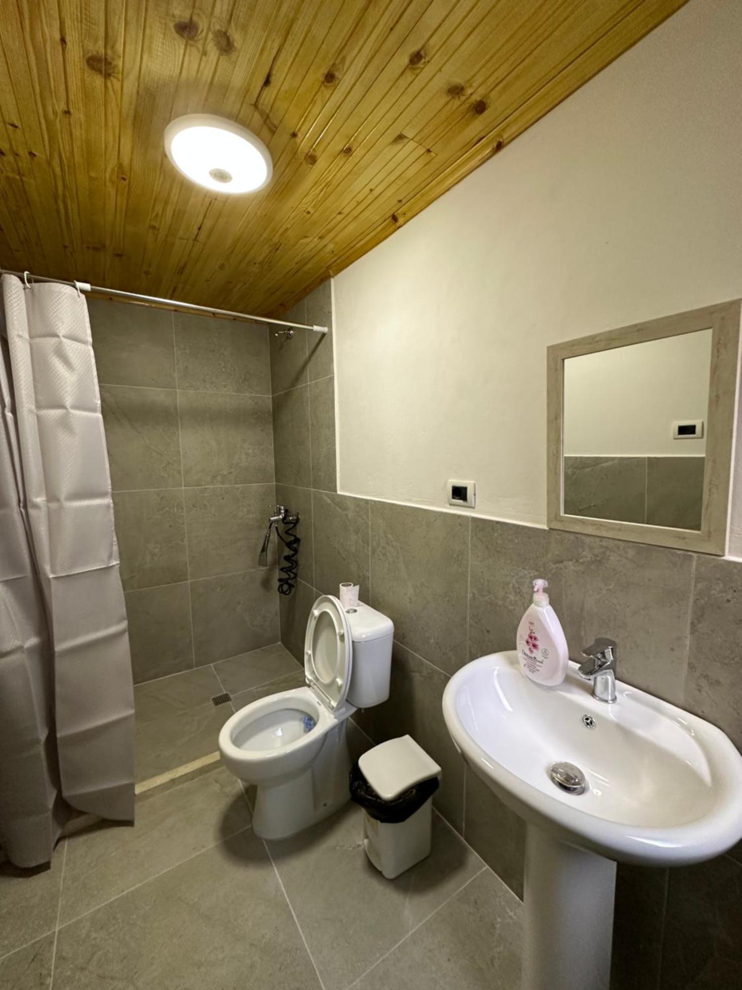 Hanna'S Hostel Berat Kültér fotó